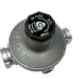 DETENDEUR REGLABLE 30-50mbar DEBIT 3KG/H ENTREE 3/8F SORTIE 1/4F